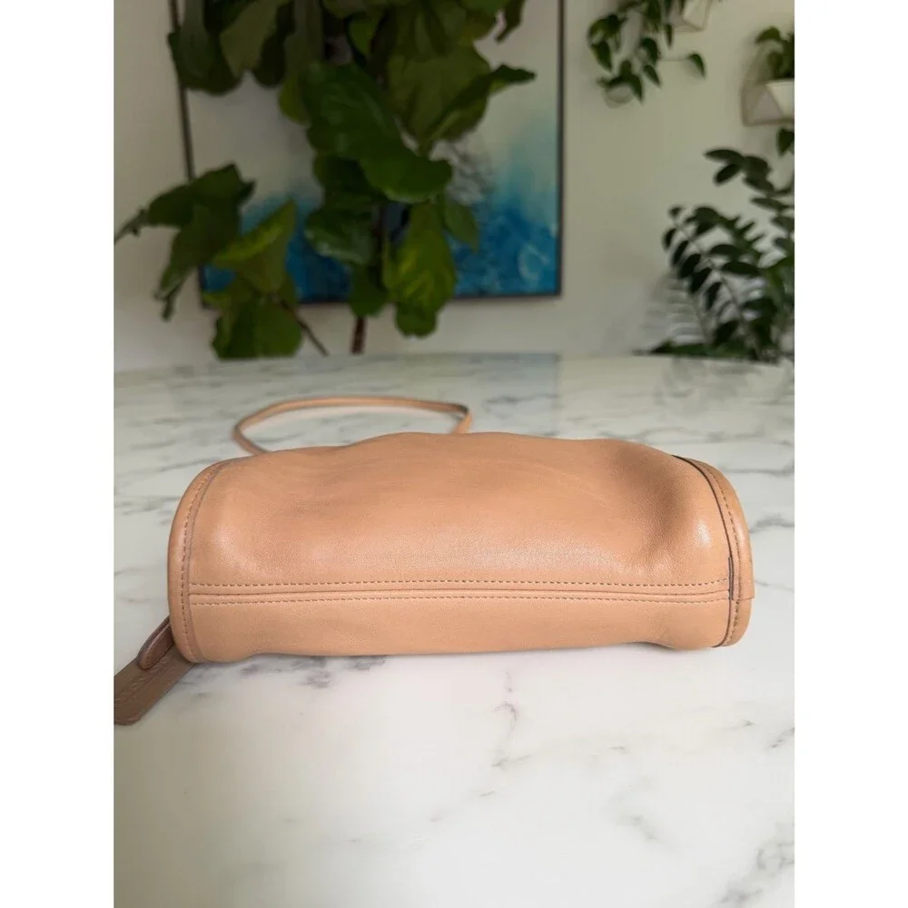 COACH Vintage Kimball Crossbody Bag 9911 Camel Stone Butterscotch Leather 90's